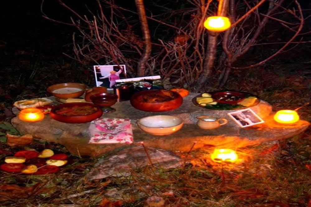 upload/altar_samhain__i_love_this_alter_spread.jpg