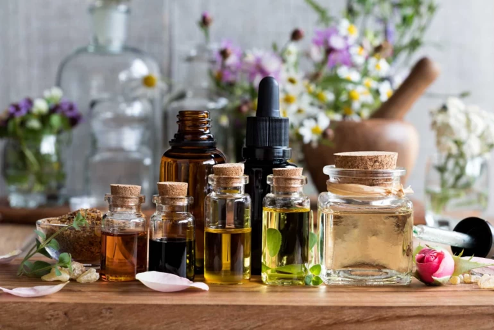 Aromaterapi Nedir? Bitkisel Esansların Şifa Üzerindeki Gücü